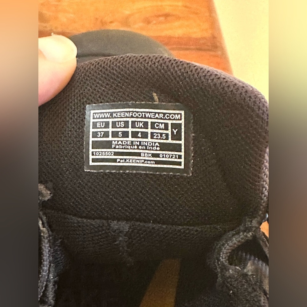 Keen Closed Toe Newport Hiking Shoe Size 5 Hook N Loop - Picture 6 of 7